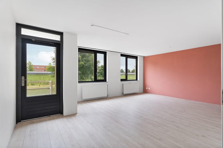 Foto 5 van Voorjaarstraat 30