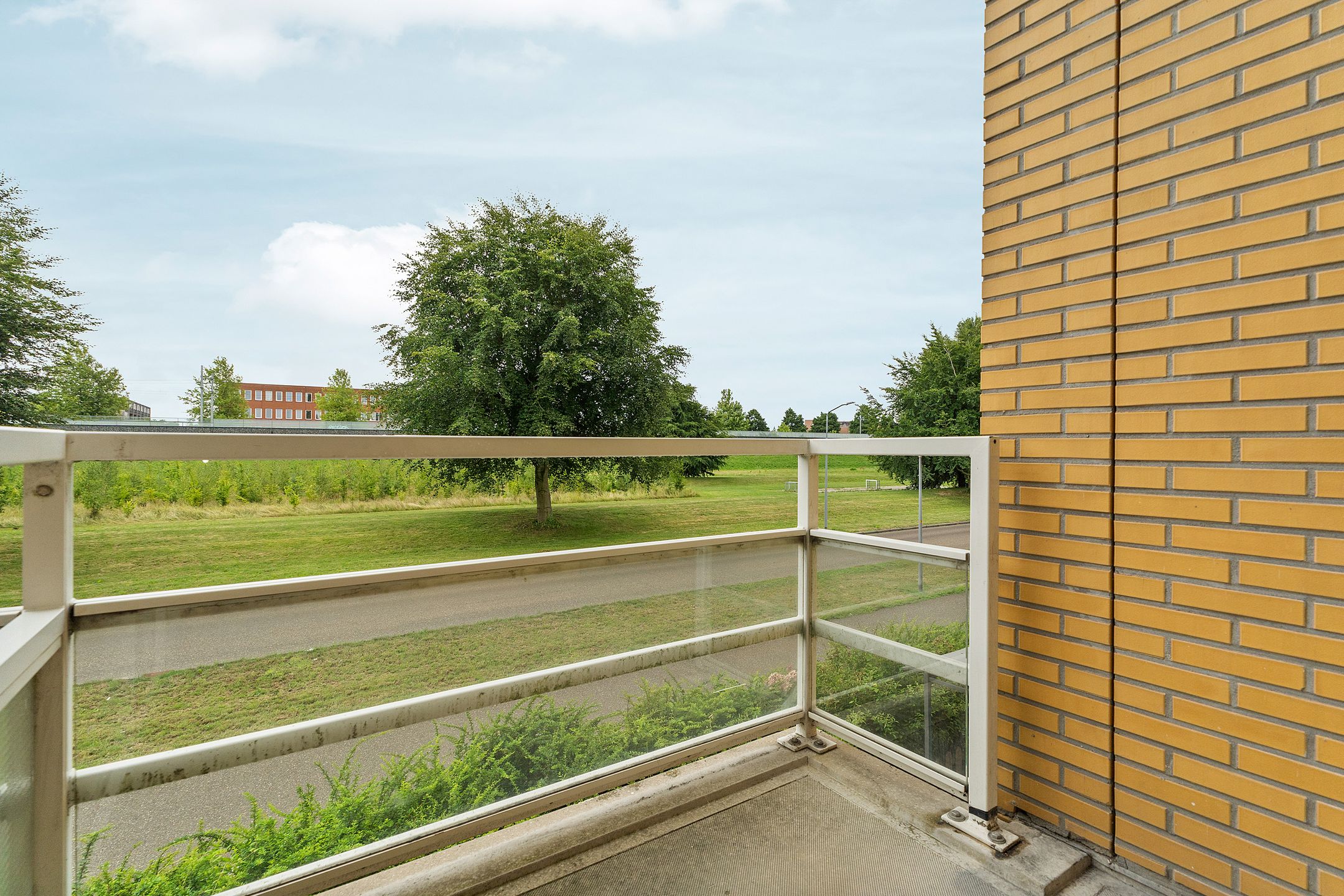 Photo 18 of Voorjaarstraat 30