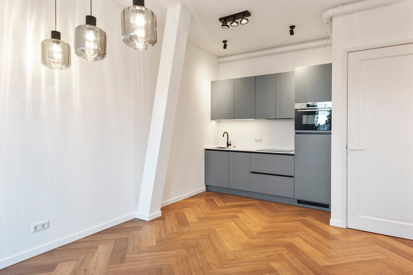 Foto 10 van Vinkenstraat 64-K