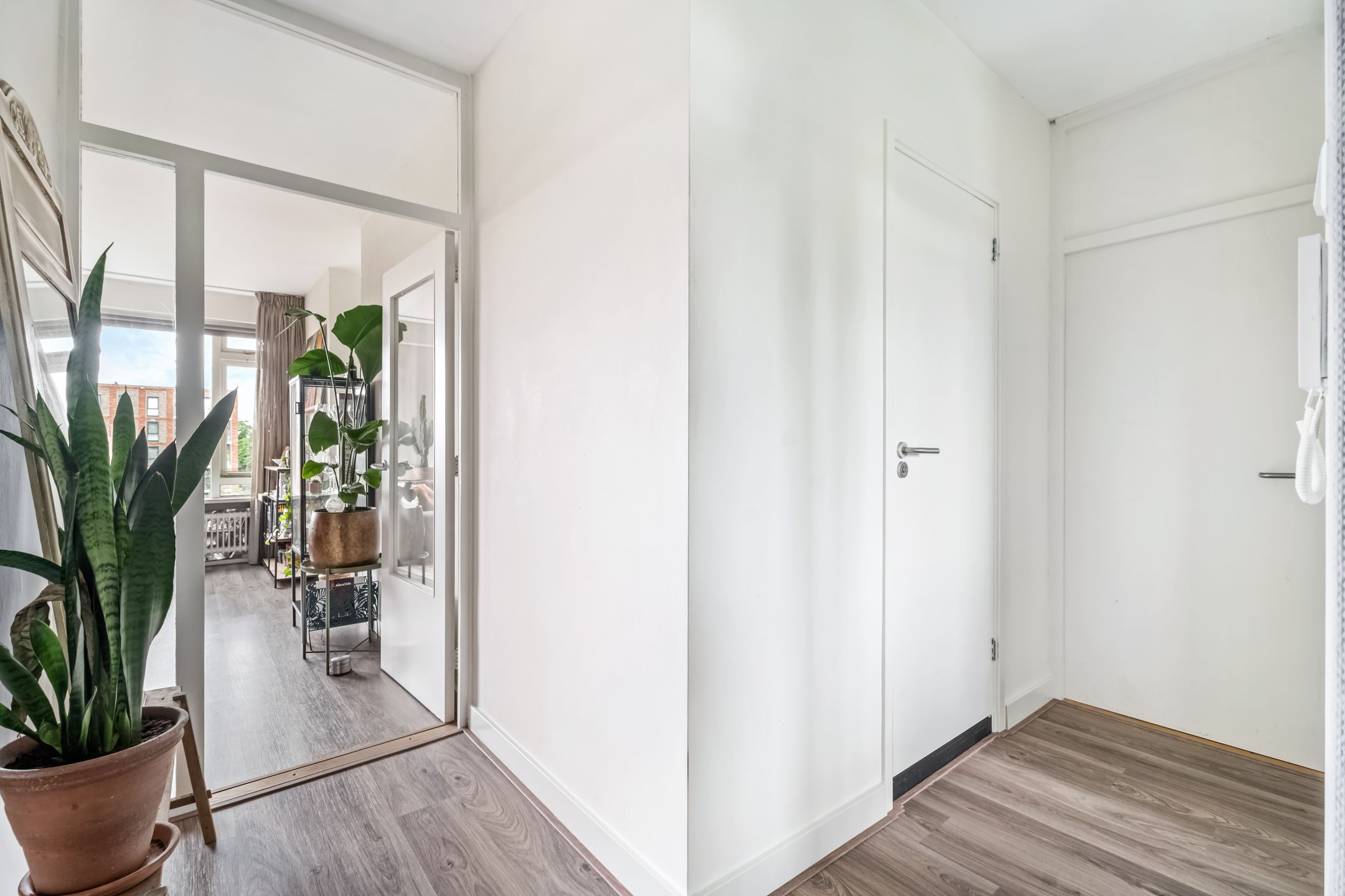 Photo 15 of Ringweg-Randenbroek 76-F