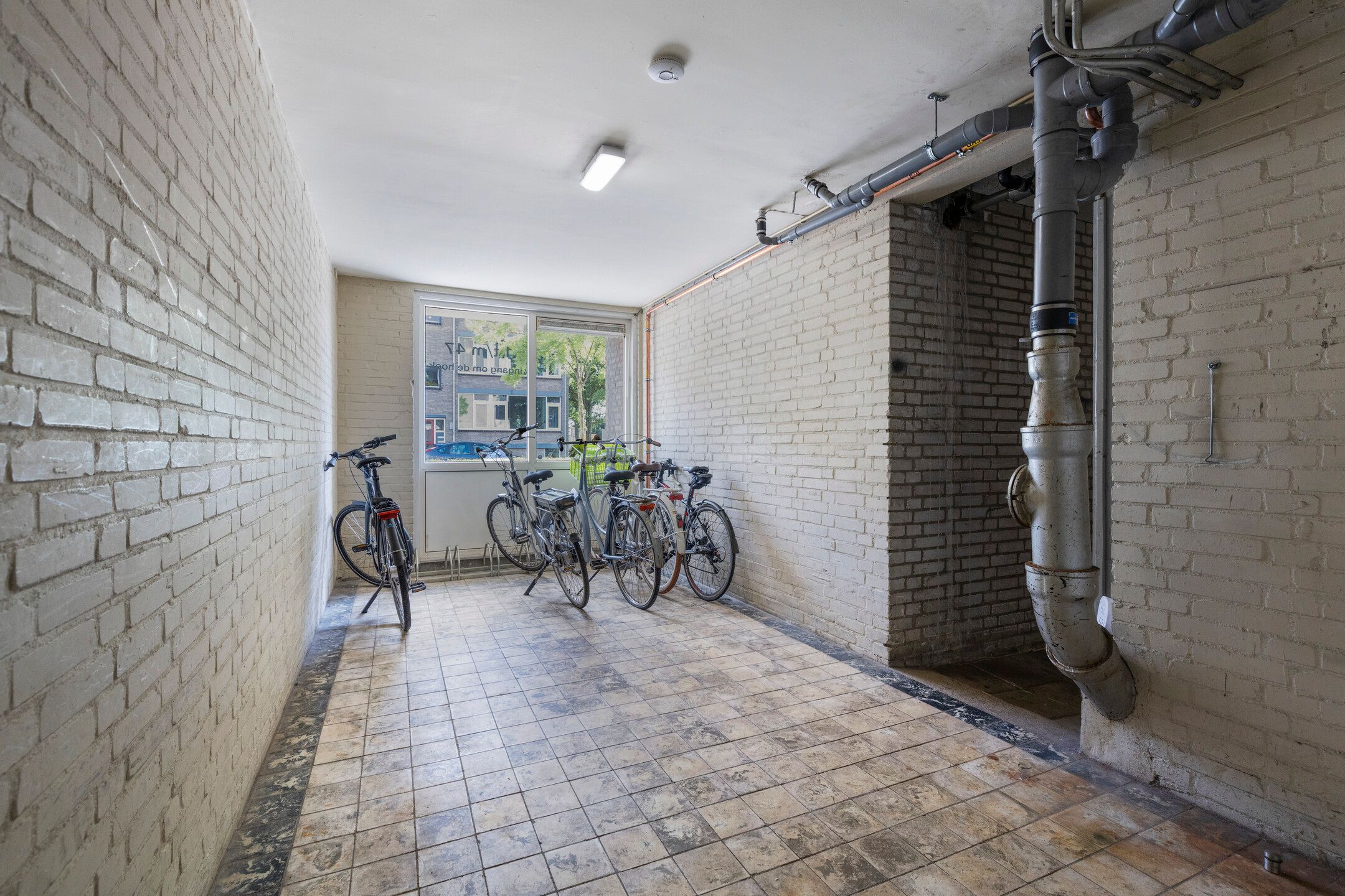 Foto 33 van Kamperfoelielaan 3