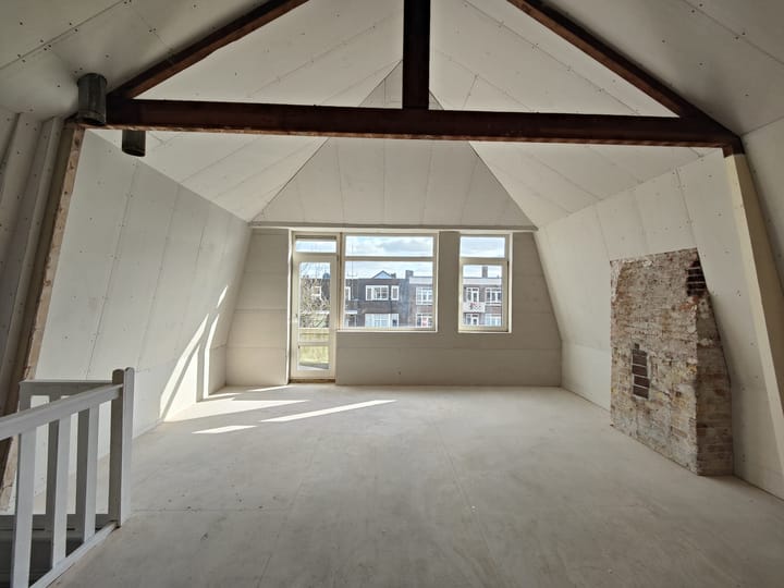 Foto 2 van Mathenesserweg 127-A04V