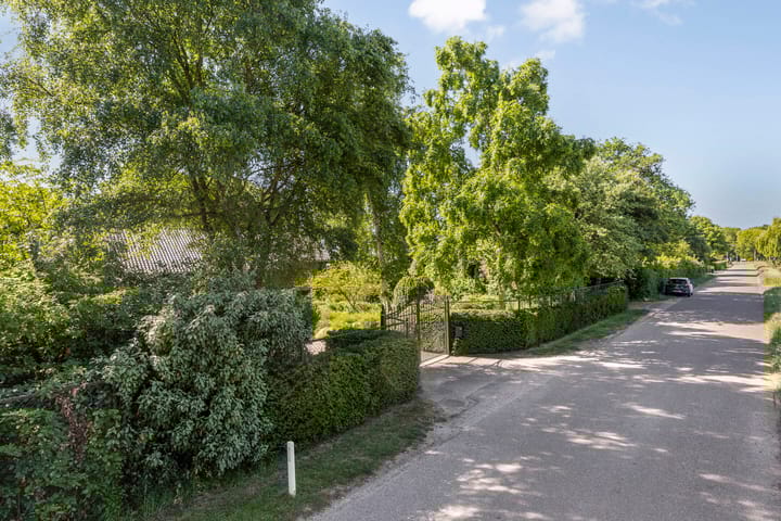 Foto 14 van Middelweg 3-A