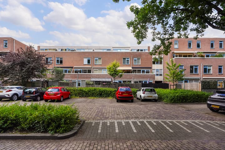 Foto 1 van Robert Schumanring 233