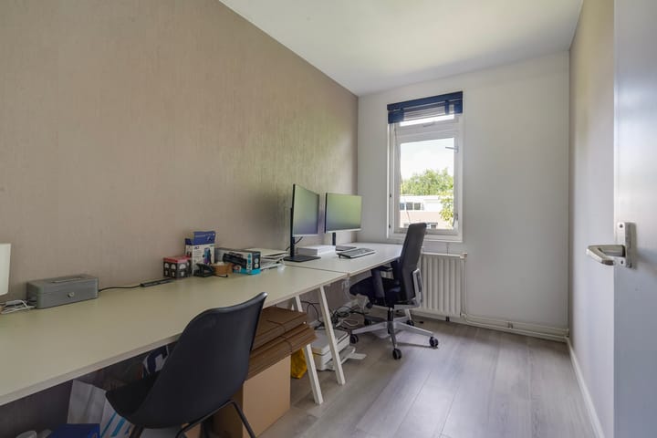 Foto 20 van Robert Schumanring 233