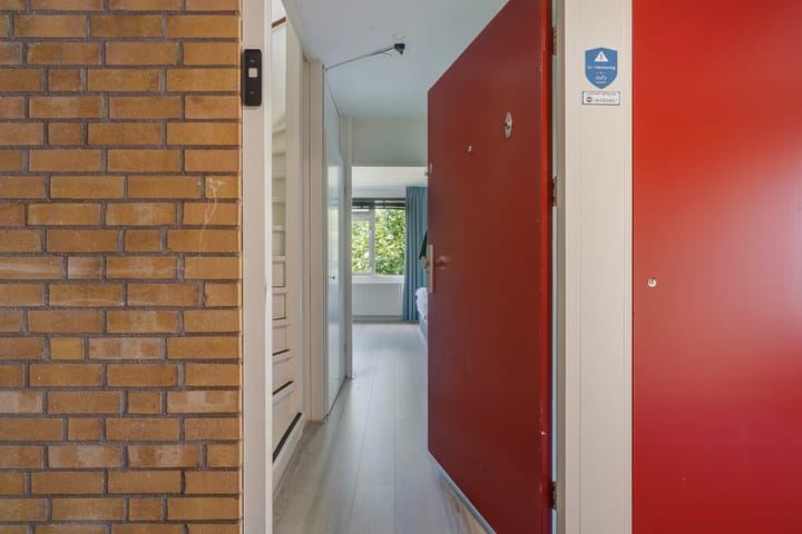 Foto 22 van Robert Schumanring 233