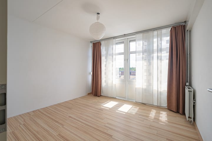 Foto 9 van Zeswegenlaan 271