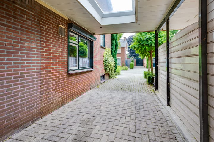 Photo 8 of Wittejufferstraat 19