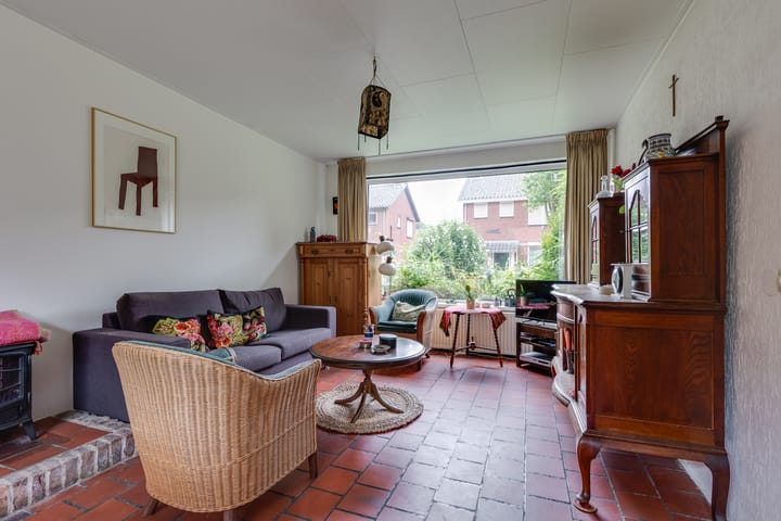 Photo 10 of Wittejufferstraat 19