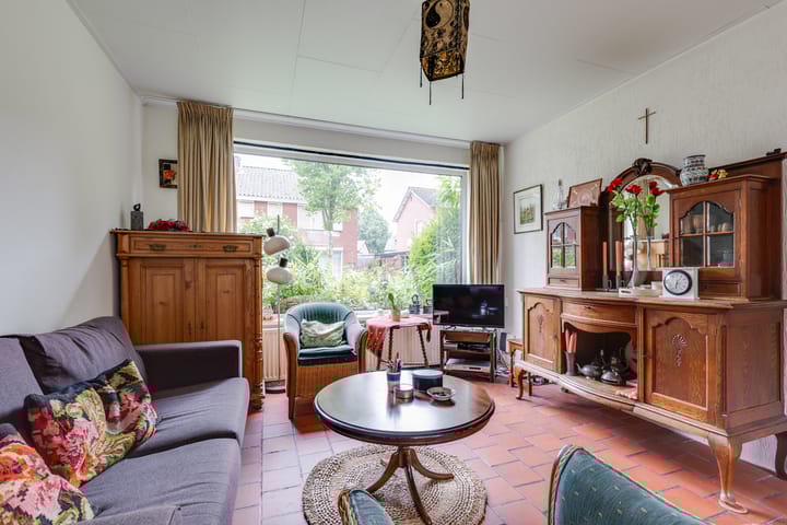 Photo 12 of Wittejufferstraat 19