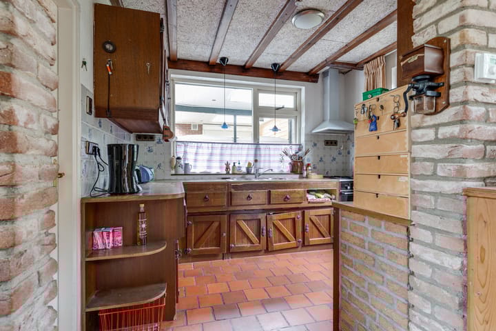 Photo 23 of Wittejufferstraat 19