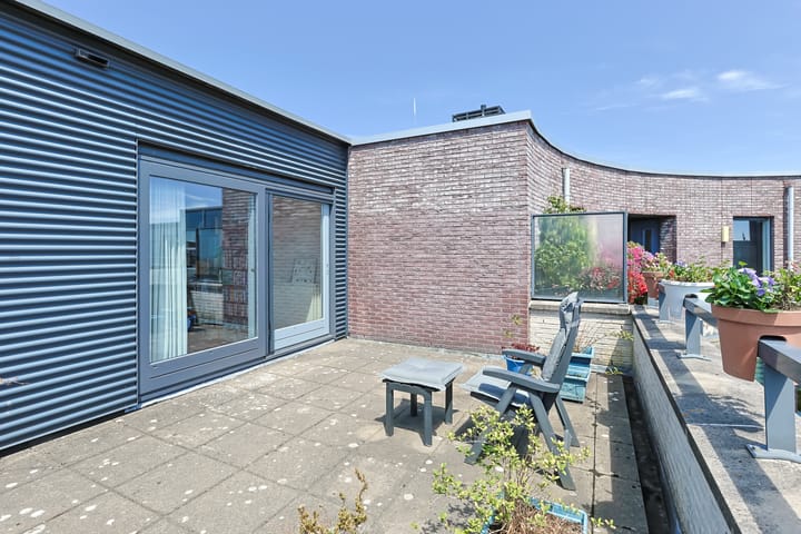 Photo 42 of Amerikalaan 95