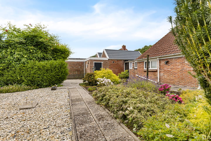 Photo 25 of De Streep 14