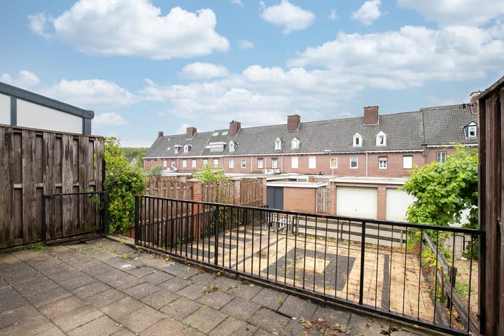 Foto 21 van Adelaarstraat 17