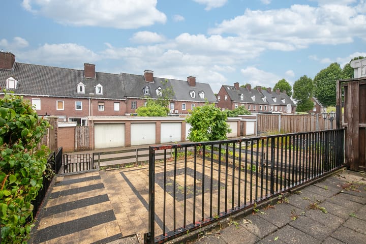 Foto 22 van Adelaarstraat 17