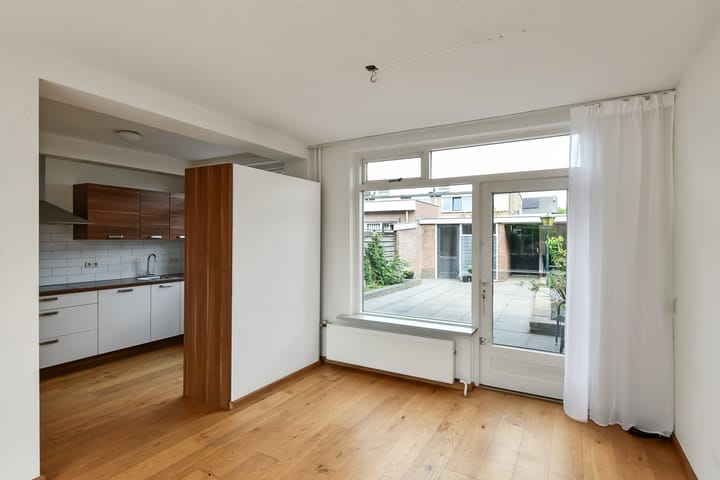 Foto 6 van Van der Duyn van Maasdamstraat 24