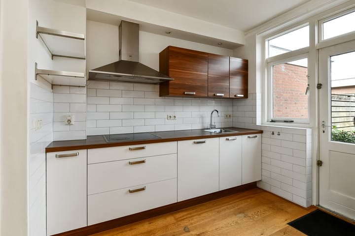 Foto 7 van Van der Duyn van Maasdamstraat 24