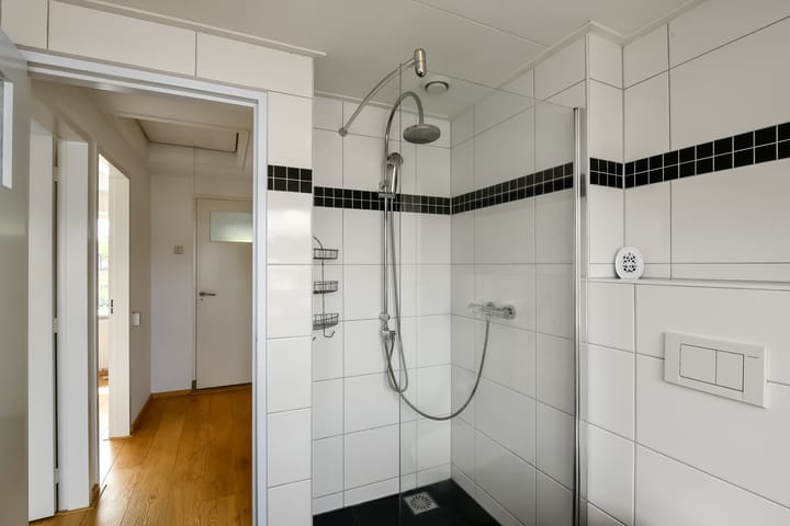 Foto 20 van Van der Duyn van Maasdamstraat 24