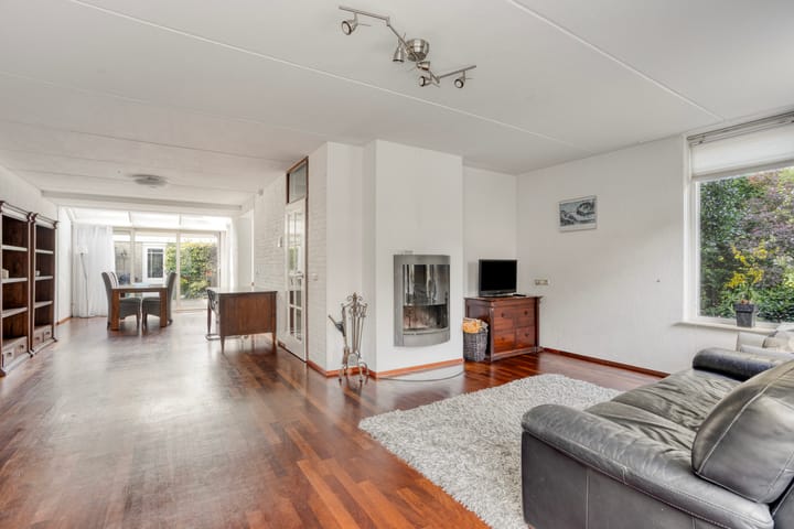 Foto 5 van van Houdringelaan 18