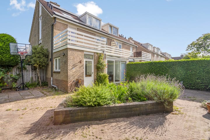 Foto 30 van van Houdringelaan 18