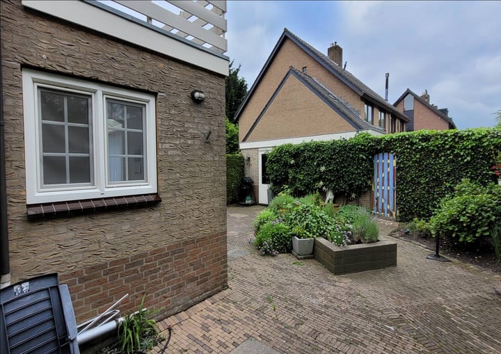 Foto 33 van van Houdringelaan 18