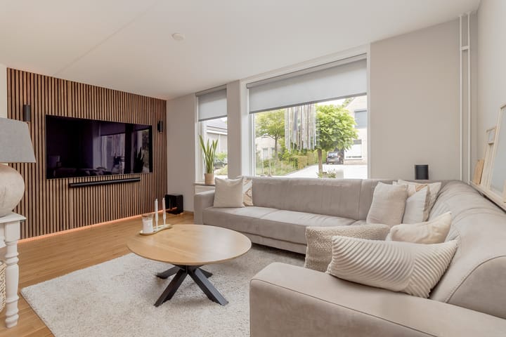 Photo 9 of Peutzstraat 31