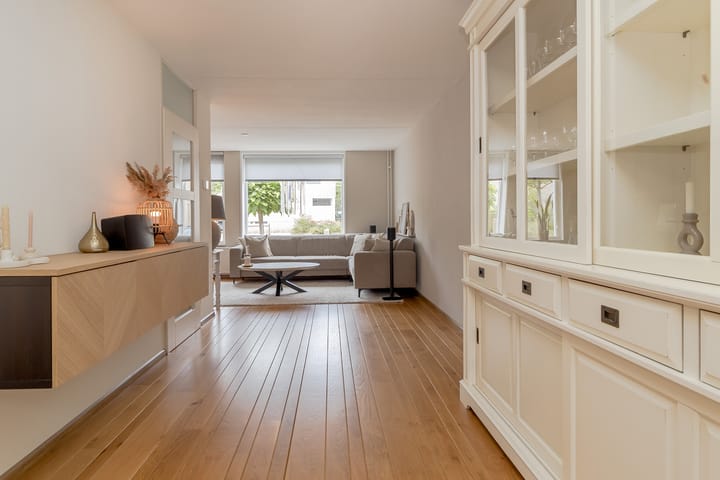 Photo 12 of Peutzstraat 31