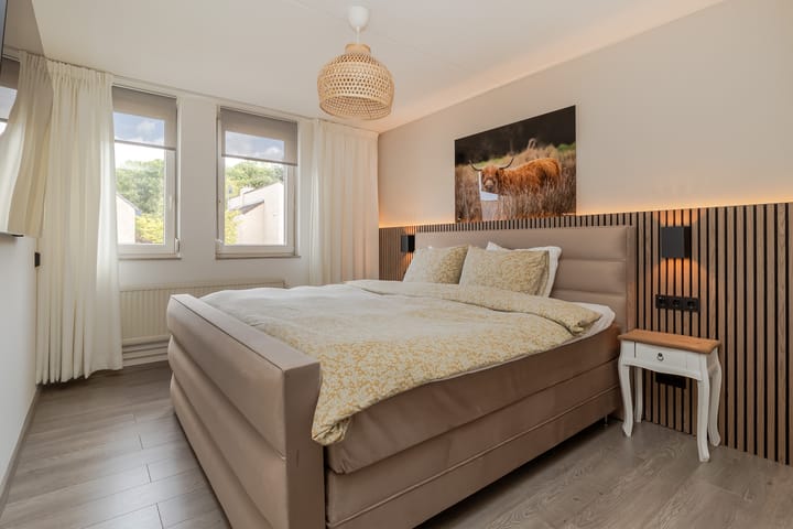 Photo 21 of Peutzstraat 31