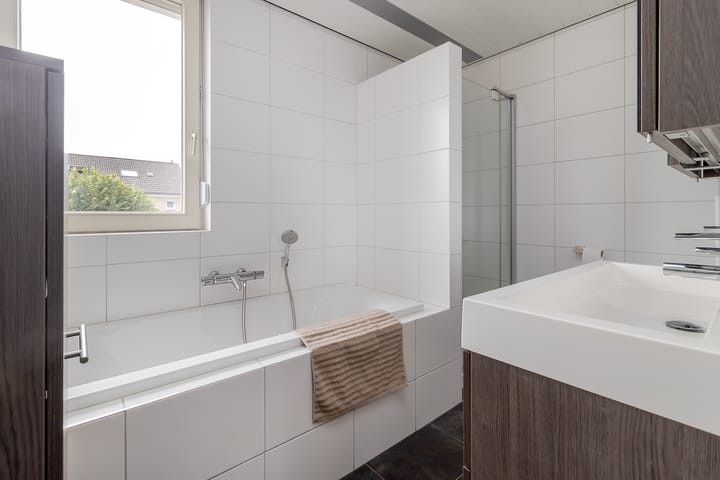 Photo 24 of Peutzstraat 31