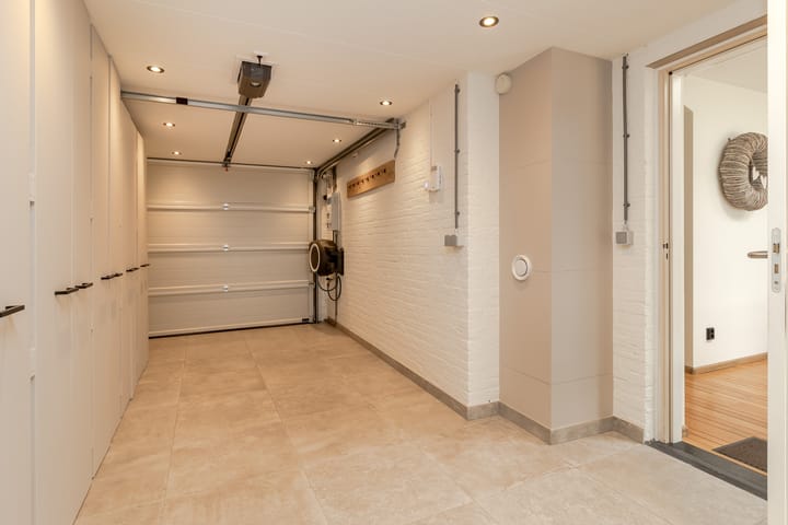 Photo 34 of Peutzstraat 31