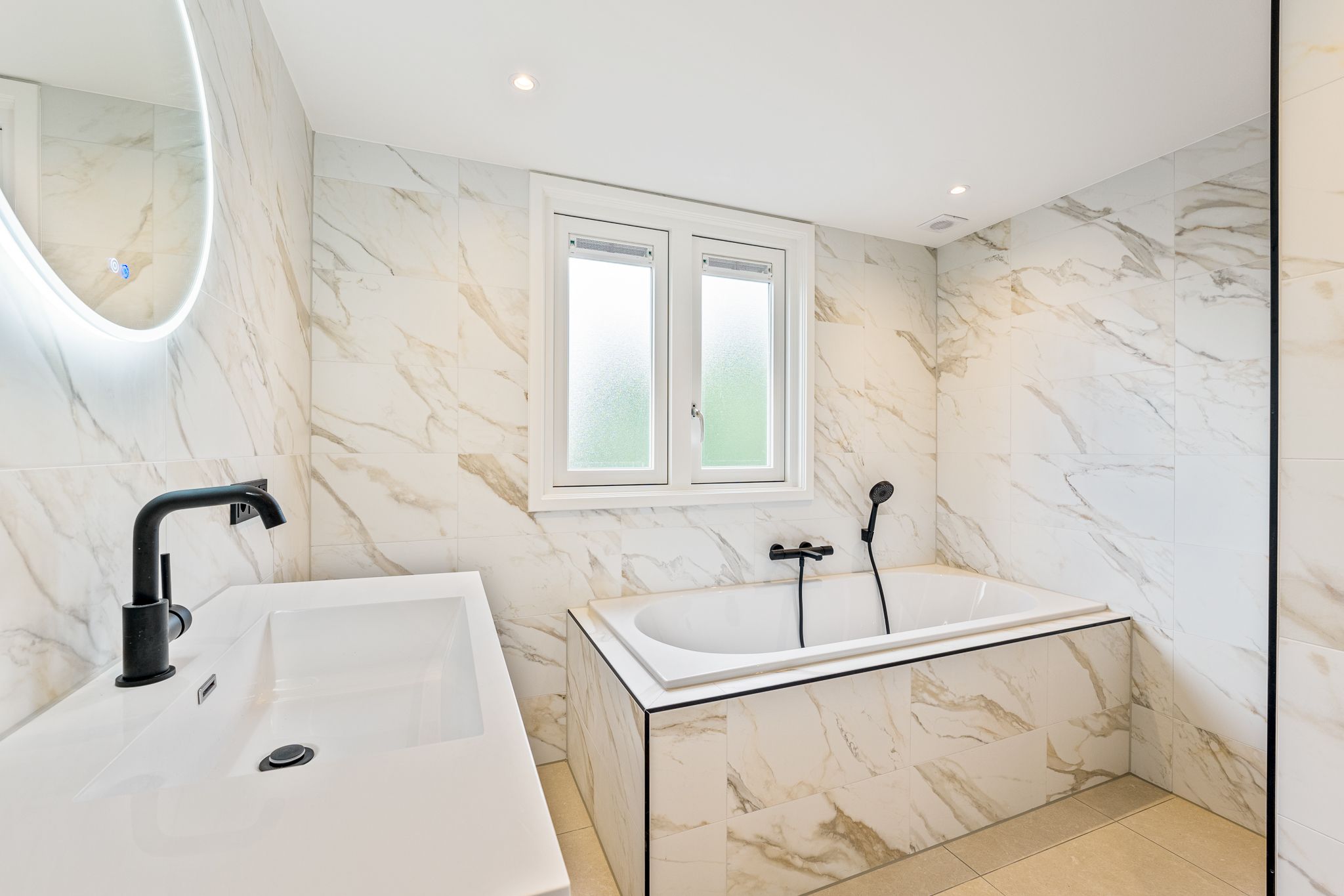 Foto 24 van Huygensstraat 54