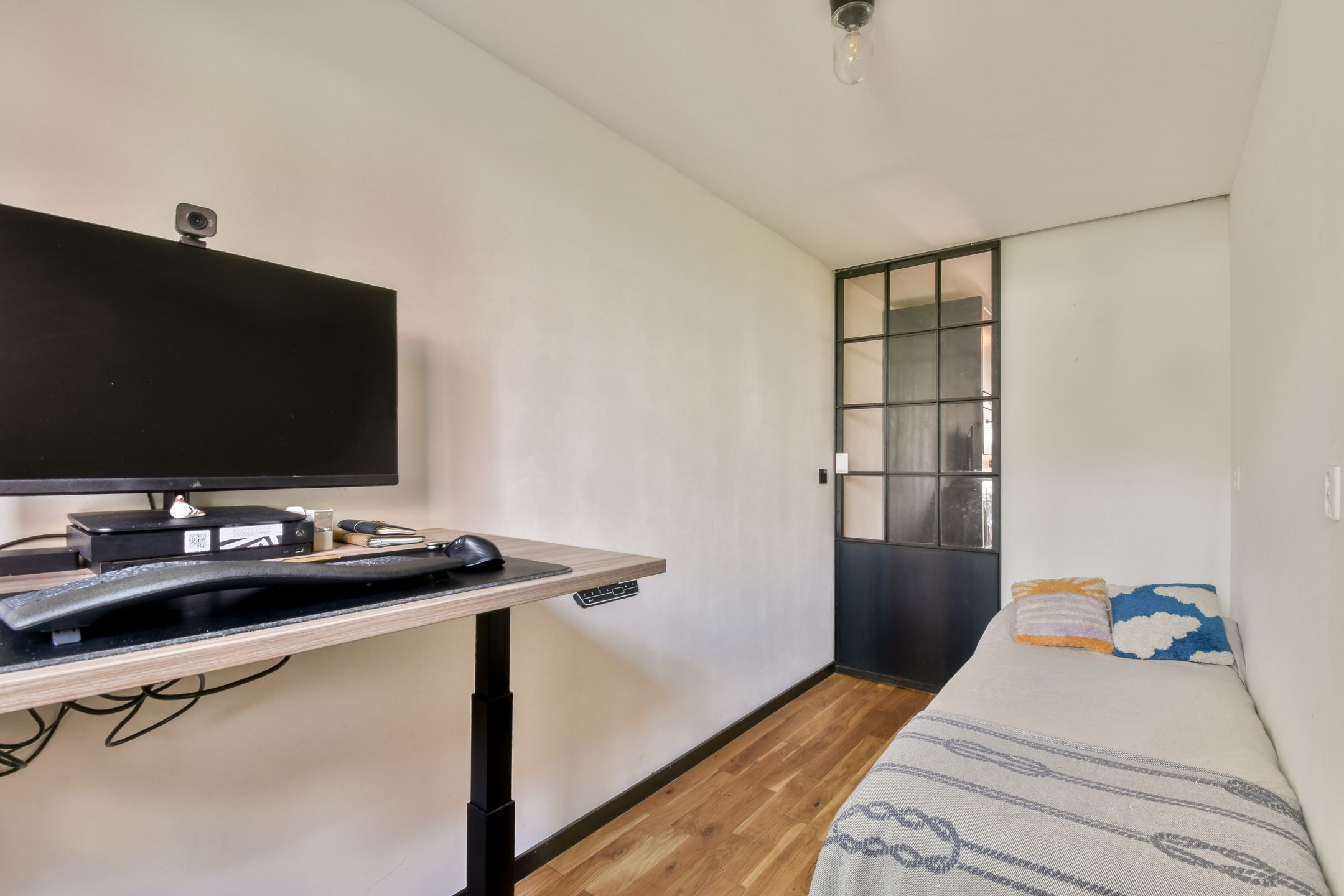 Foto 15 van Eerste Tuindwarsstraat 11