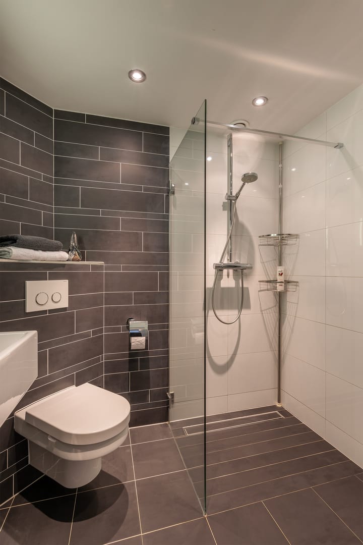 Photo 27 of Botter 25