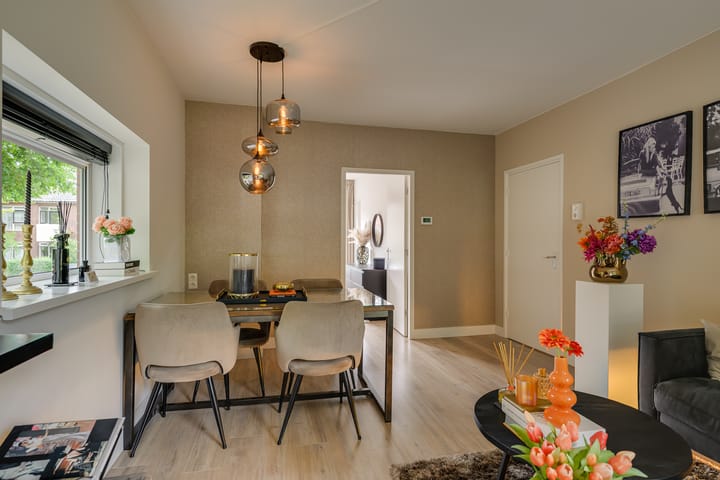 Foto 12 van Peter van Anrooystraat 25