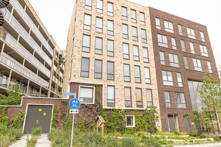 Photo 5 of Olympiade 707