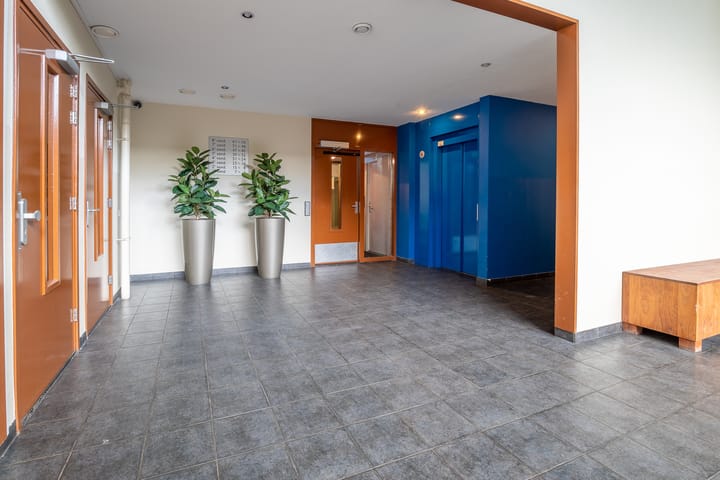 Photo 2 of Anna Blamansingel 5