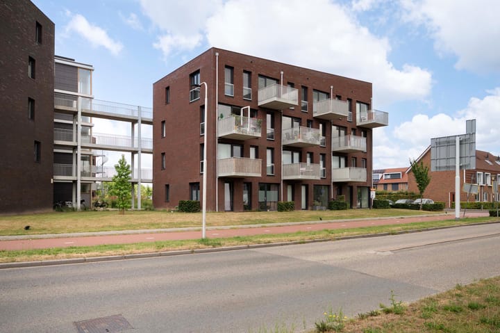 Foto 3 van Rentambt 14