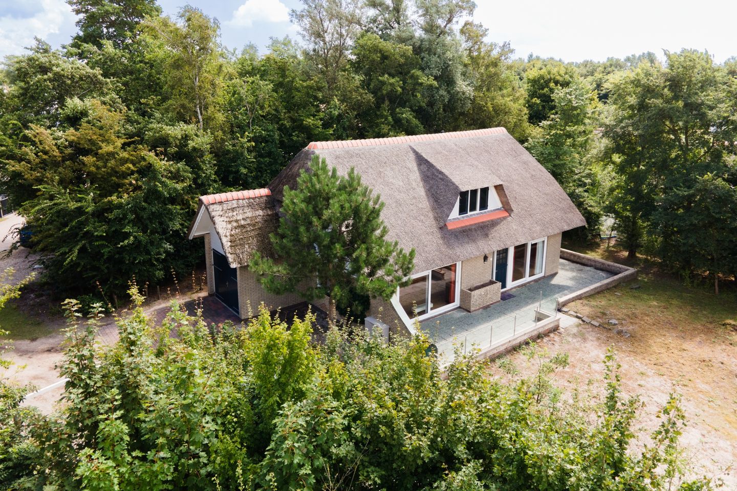 Photo 1 of De Holle Poarte 28