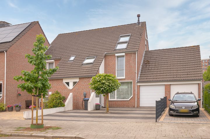 Foto 1 van Egstraat 110