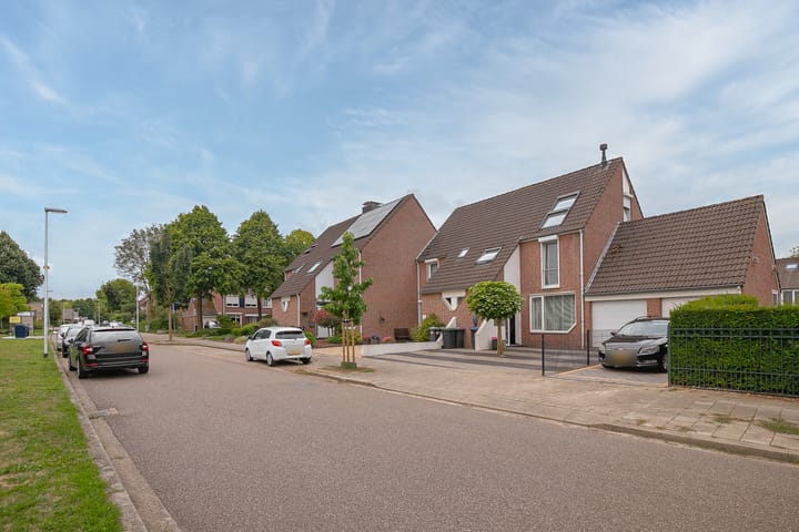 Foto 24 van Egstraat 110