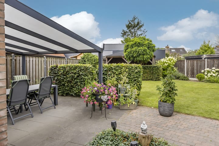 Foto 12 van Schoolstraat 18