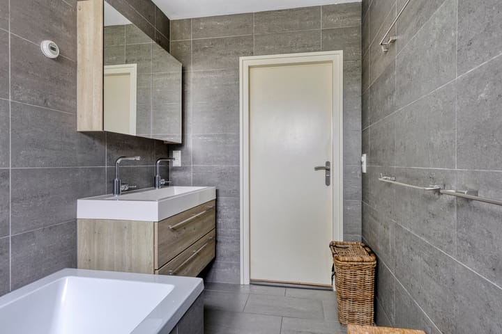 Photo 15 of Zuideinde 115