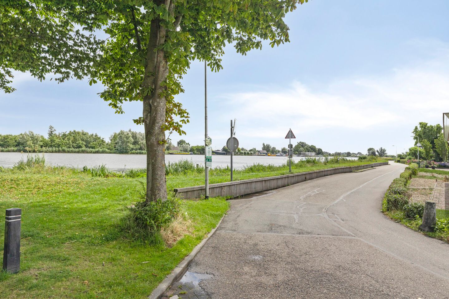 Foto 29 van Zuideinde 115