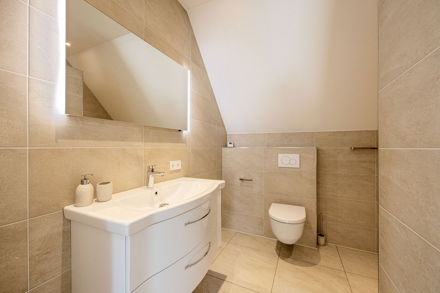 Foto 70 van Reeweg 1