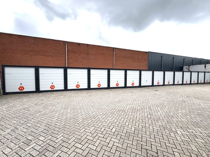 Photo 2 of Protonstraat 22-1