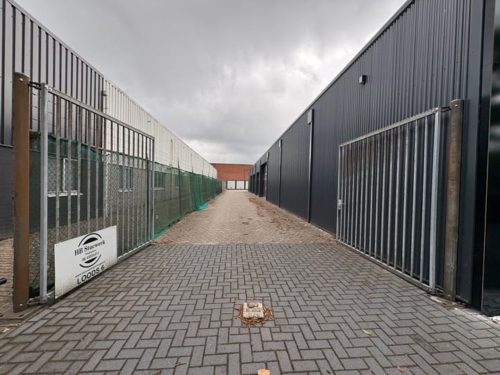 Photo 12 of Protonstraat 22-1