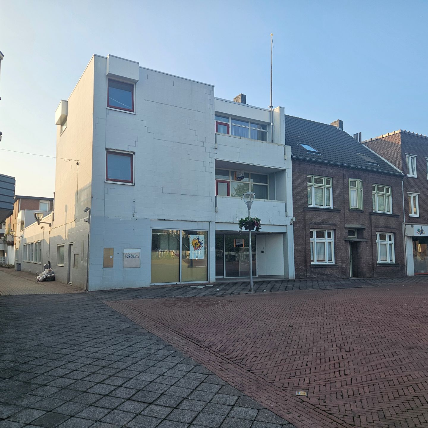 View photo 1 of Markt 116