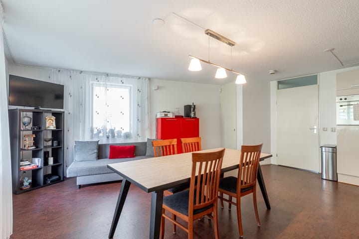 Foto 8 van Renoirstraat 162