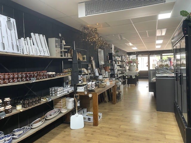 Bekijk foto 2 van Hoofdstraat 52