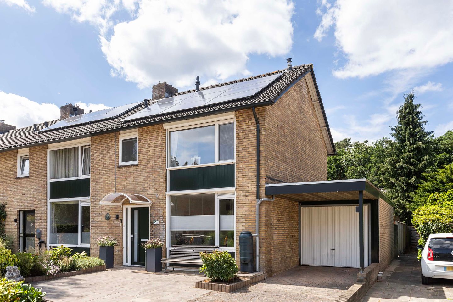 Photo 1 of Tonissenlaan 11